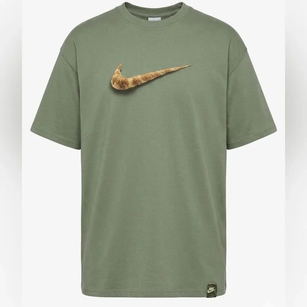 #501.  Nike NWT Jade Horizon Sportswear Max90 Croissant T-Shirt